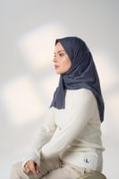 طرحة جاهزة مع مطاط - قصير جهة اليسار