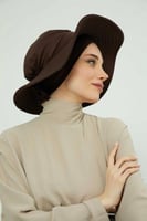 حجاب الشاطئ مع توربان - بني داكن