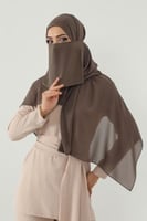 طقم طرحة ولثام مطاط