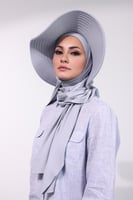 حجاب الشاطي مع قبعة