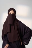 لثام مع طرحة بني