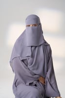 نقاب مع طرحة رمادي