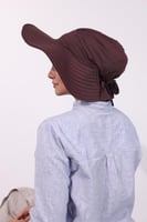 حجاب الشاطئ مع توربان