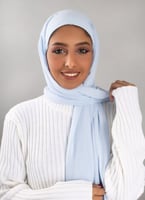 طرحة شيفون مع قبعة مشبوكة - ازرق فاتح