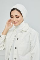 تغطية الصدر- أوف وايت