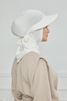 حجاب مع نصف قبعة مفصولة - أوف وايت