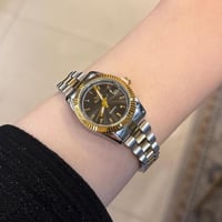 ساعة نسائية 12