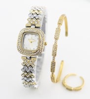 طقم نسائي BR