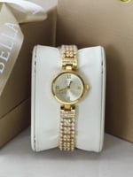 ساعة نسائية 12