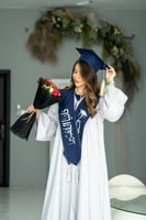 عبايه تخرج 2025