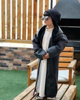 فروه اطفال باطراف جلد بالاسم