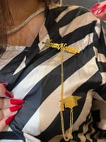 برش قبعه التخرج بلاسم