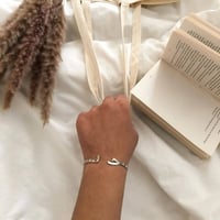 اسوارة رجالية تصميم حرفين - متجر دارين