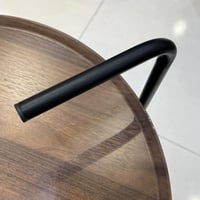 طاولة جانبية متحركة متعددة الاستخدام