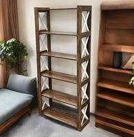 دولاب تخزين بأرفف مفتوحة