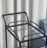 عربة ضيافة أنيقة من المعدن والزجاج – سهلة الحركة و...