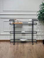 عربية تقديم حديد