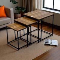 طقم طاولات خدمة مربعة – 3 قطع بتصميم متداخل وأنيق