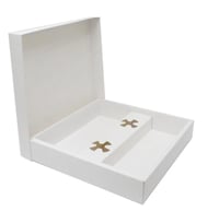 ععلب ورقيه منفصله مربعه بمقسم صوص