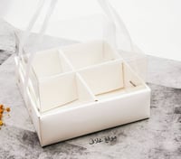 بوكسات مقسمه شفافه