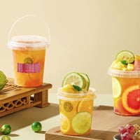 علب بلاستيك بعلاق بمفتاح فك اول مرا