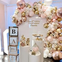 طقم بالونات حفلات كبير بألوان ذهبي، أبيض، وبنفسجي