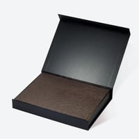 ورق لحفظ قطع الشوكلاته