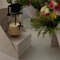 علب ايسكريم الكيك