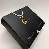 بوكس عبايات كبير بيد