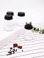 علب بهارات زجاجية