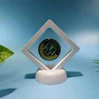 براويز حافظة شفافة 11*11 بقاعدة بعدة الوان