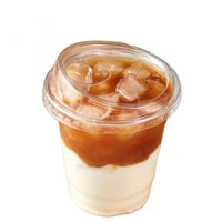 كاسات بلاستيك بالكرتون