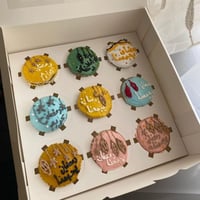 علب كب كيك 9 ثقوب