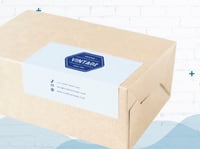 طباعه استيكر مقاوم للماء