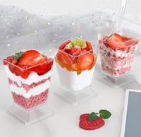 علب اكريلك تقديمات