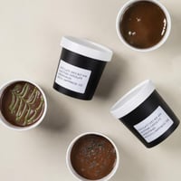 زبديات بودينق غطاء ورقي لون اسود بالكرتون