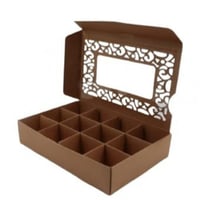 علب ورقيه مقسمه