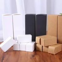 علب عطور و مربعه