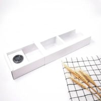 علب مستطيله بمقسم