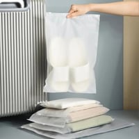 اكياس تغليف الملابس والشنط