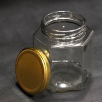 برطمانات زجاج بفلين