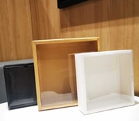 علبه بغطاء شفاف