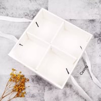 علب ورقيه مقسمه