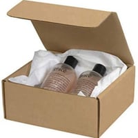 كراتين شحن متصله بني