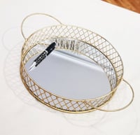 صواني ذهبيه