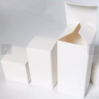 علب عطور و مربعه