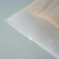 اكياس تغليف الملابس والشنط