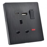 فيش بمفتاح 13 امبير+ USB+TYPE C مفرد بيانو أسود 7*...