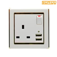 فيش 13 امبير+ 2 شاحن SVL بيانو