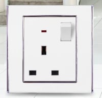 فيش+مفتاح ولمبة أبيض/رمادي 7*7 v3